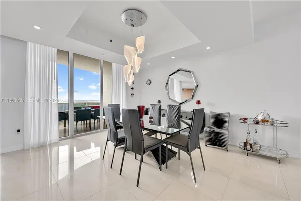 $15,000 | 15901 Collins Avenue, Unit 2104, Sunny Isles Beach, FL 33160