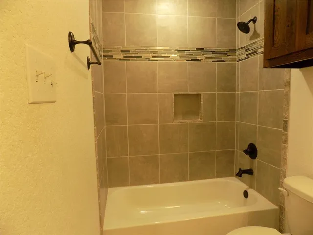 $339,900 | 506 Pecan Tree Court, Poolville, TX 76487