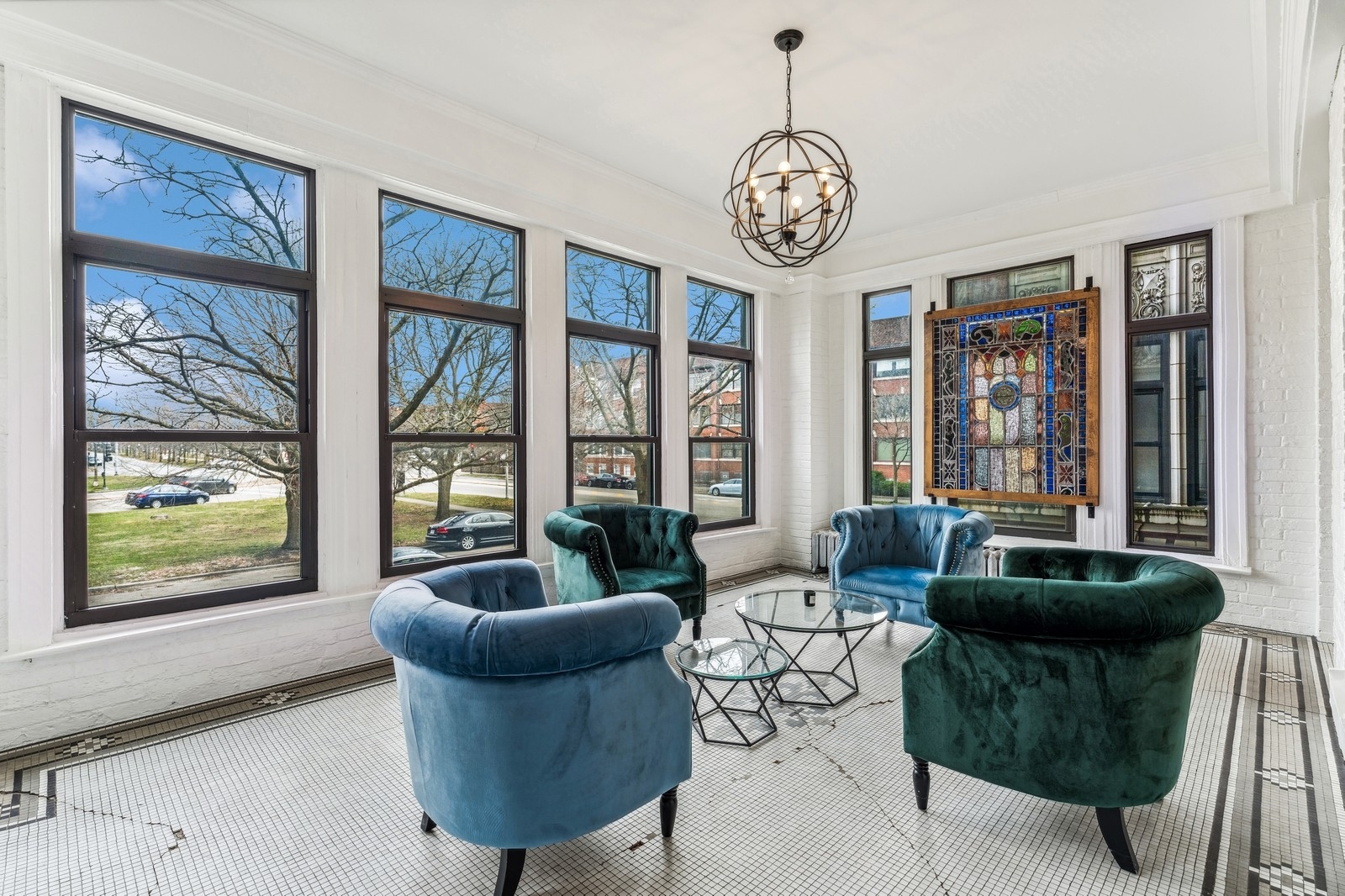 851 East Drexel Square, Unit 1A Chicago, IL 60615 - Photo 12 of 21 a living room with furniture and a large window