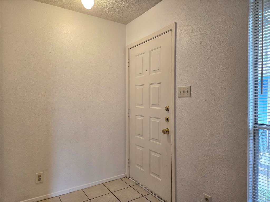 1404 Matthews Lane, Unit A Austin, TX 78745 - Photo 2 of 13