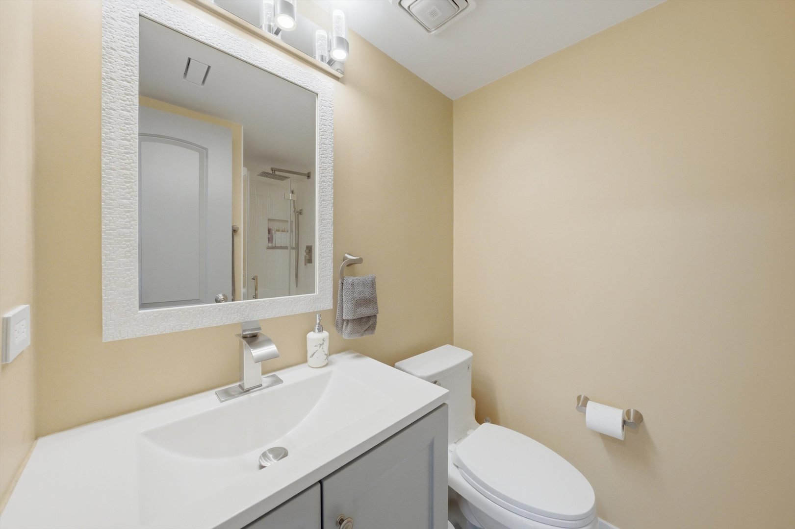 9649 South Harlem Avenue, Unit 3C Chicago Ridge, IL 60415 - Photo 13 of 31
