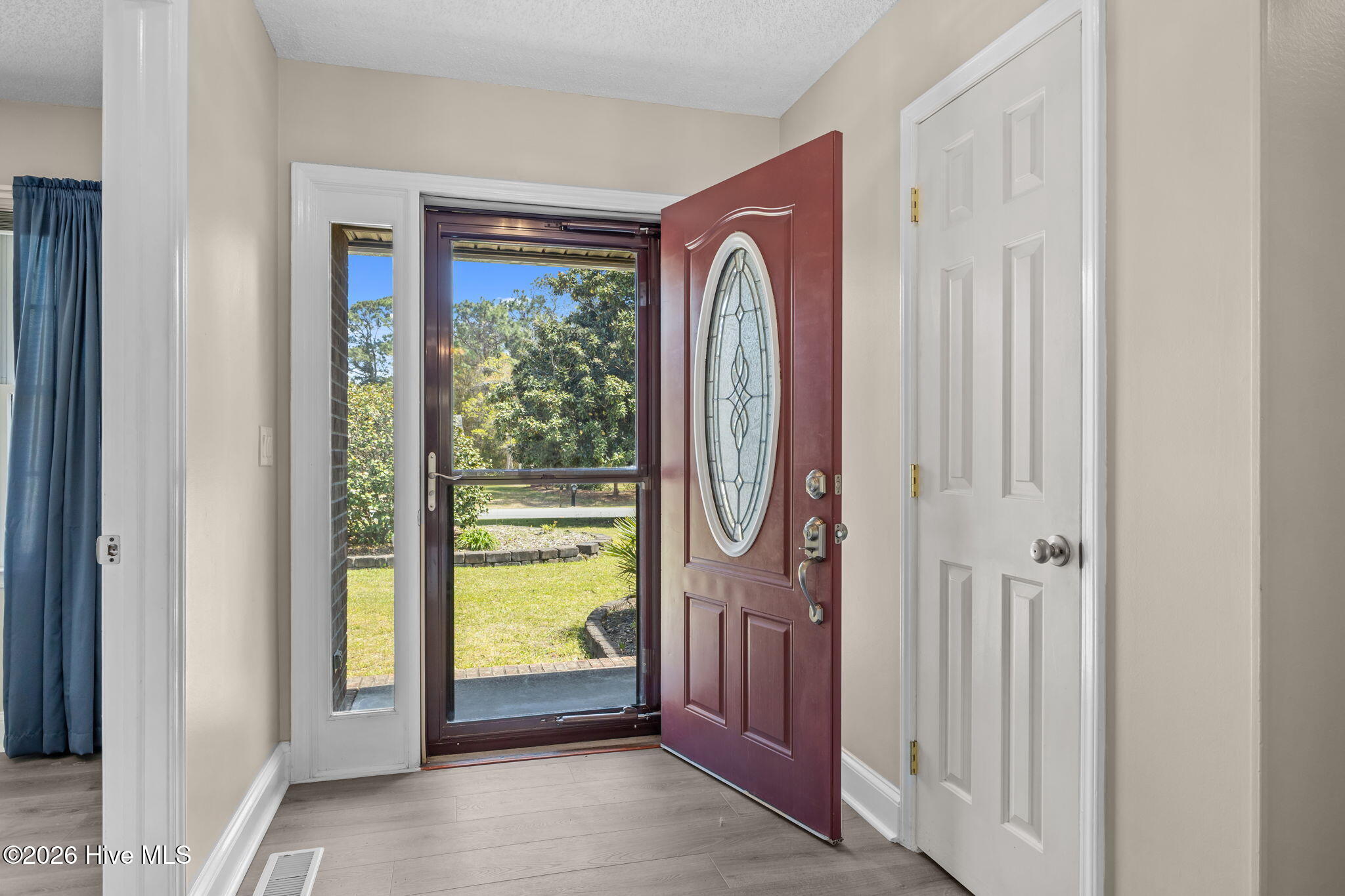 116 Pine Lake Road Cape Carteret, NC 28584 - Photo 6 of 58 Foyer entry