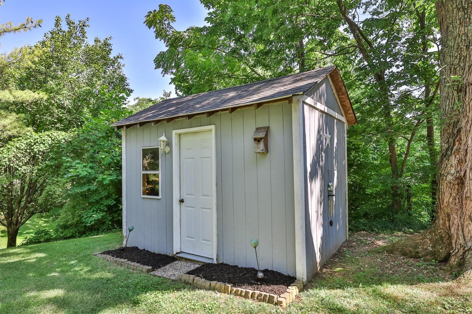 3177 Crest Road Cincinnati, OH 45251 - Photo 31 of 35 Gallery Image 31
