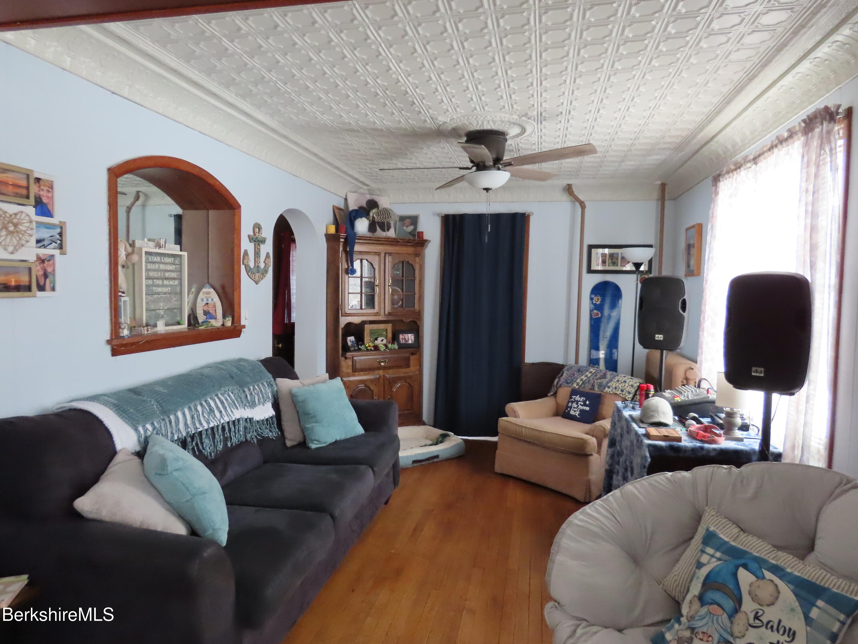 35 Randall Street Adams, MA 01220 - Photo 14 of 43 Living room