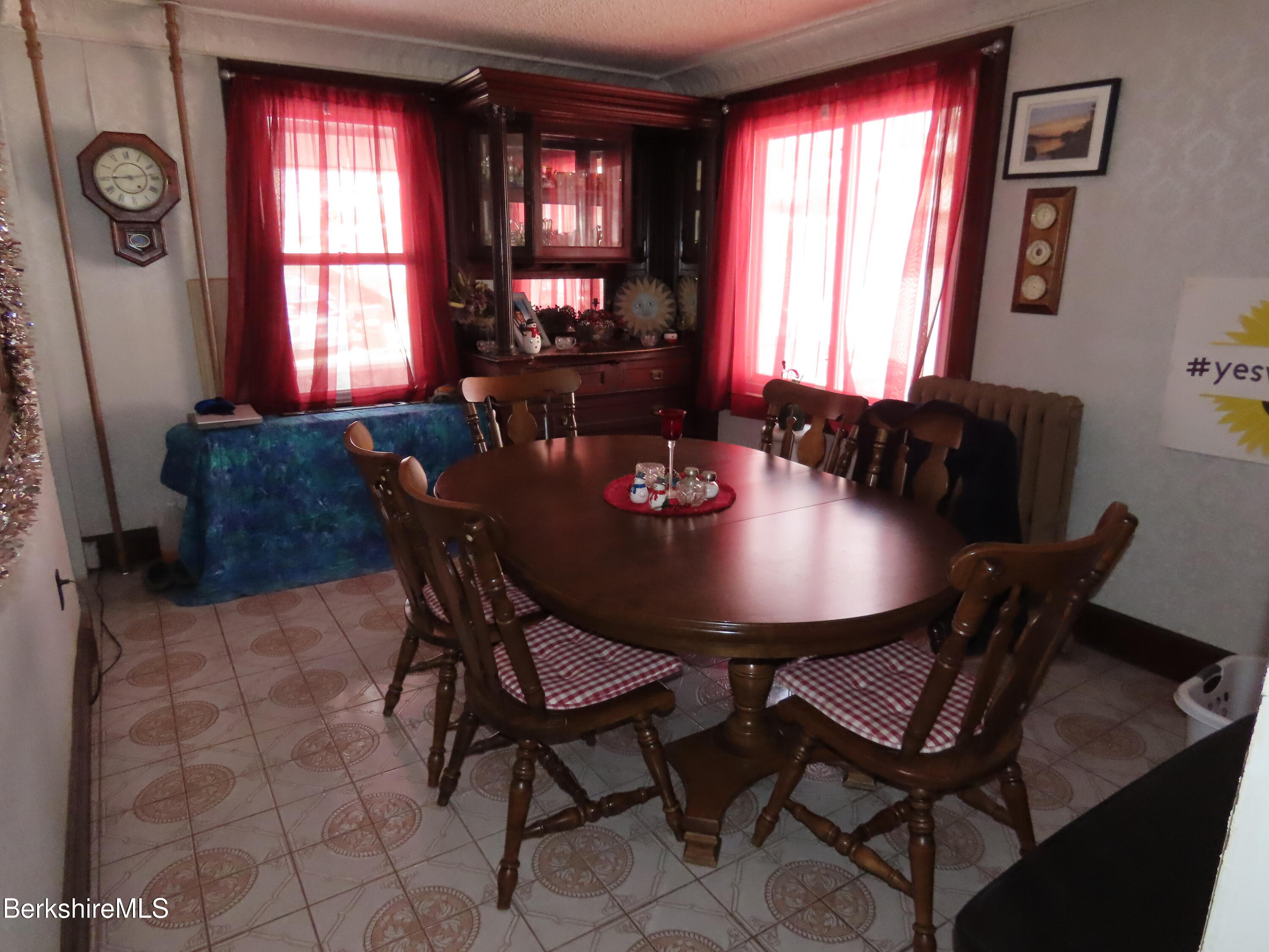 35 Randall Street Adams, MA 01220 - Photo 17 of 43 dining room