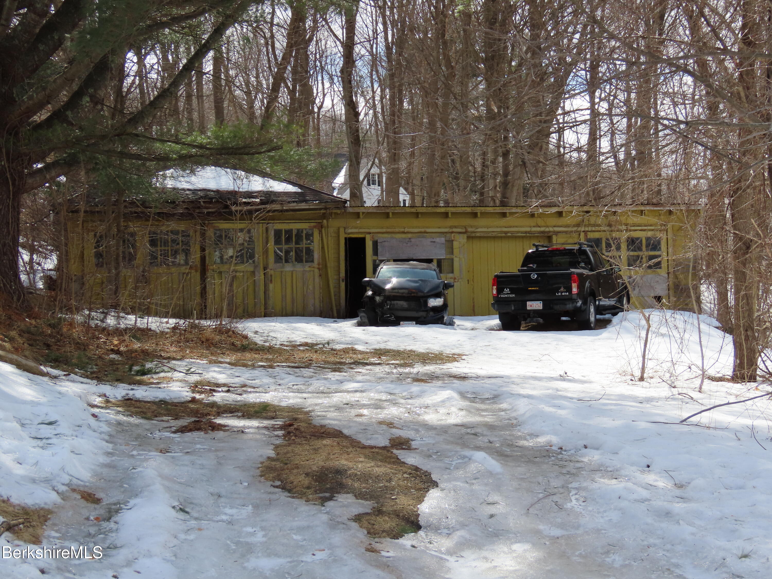 35 Randall Street Adams, MA 01220 - Photo 34 of 43 extra building