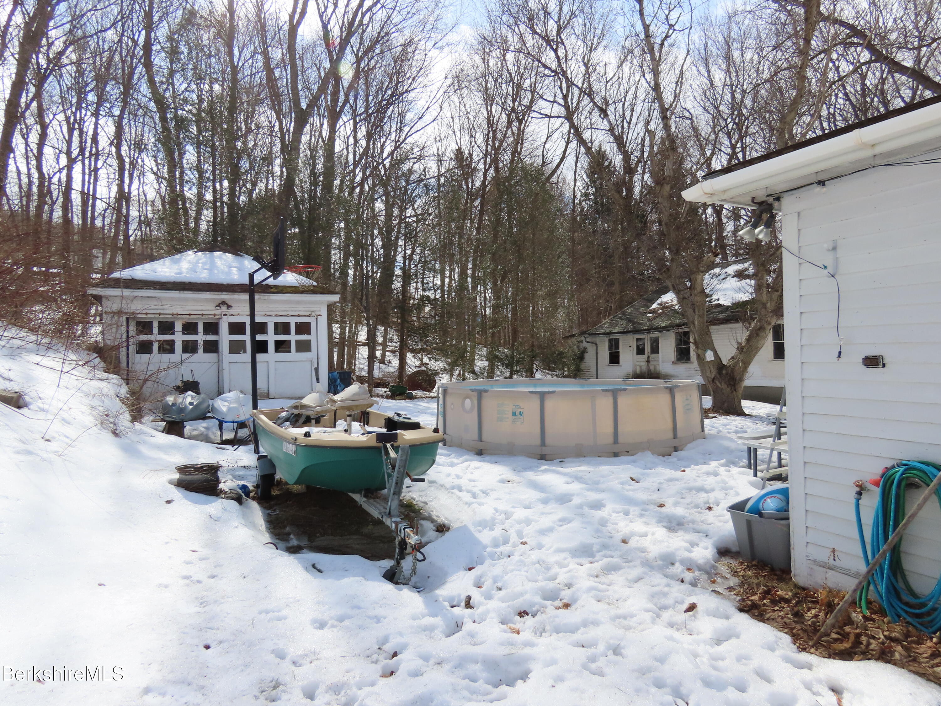 35 Randall Street Adams, MA 01220 - Photo 40 of 43 garage