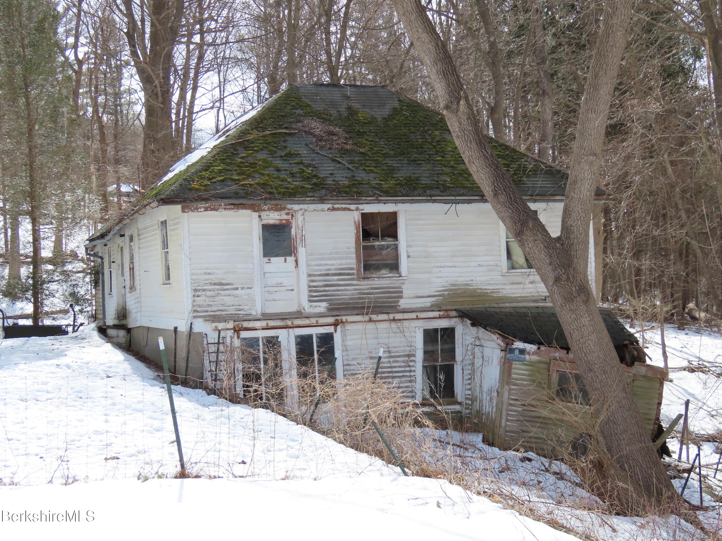 35 Randall Street Adams, MA 01220 - Photo 41 of 43 old barn