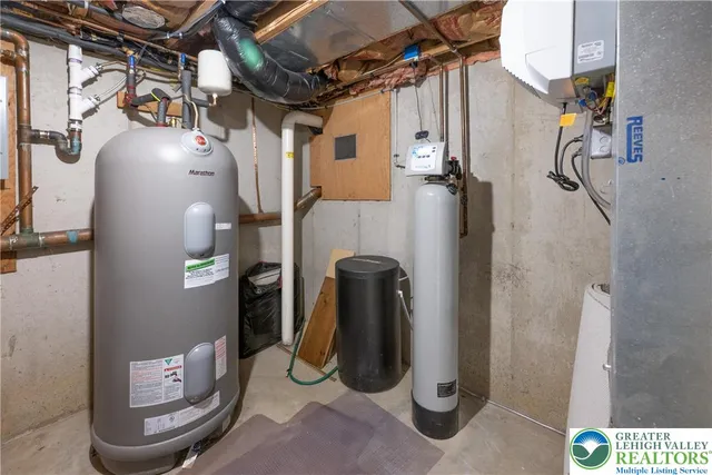 a view of walk in closet