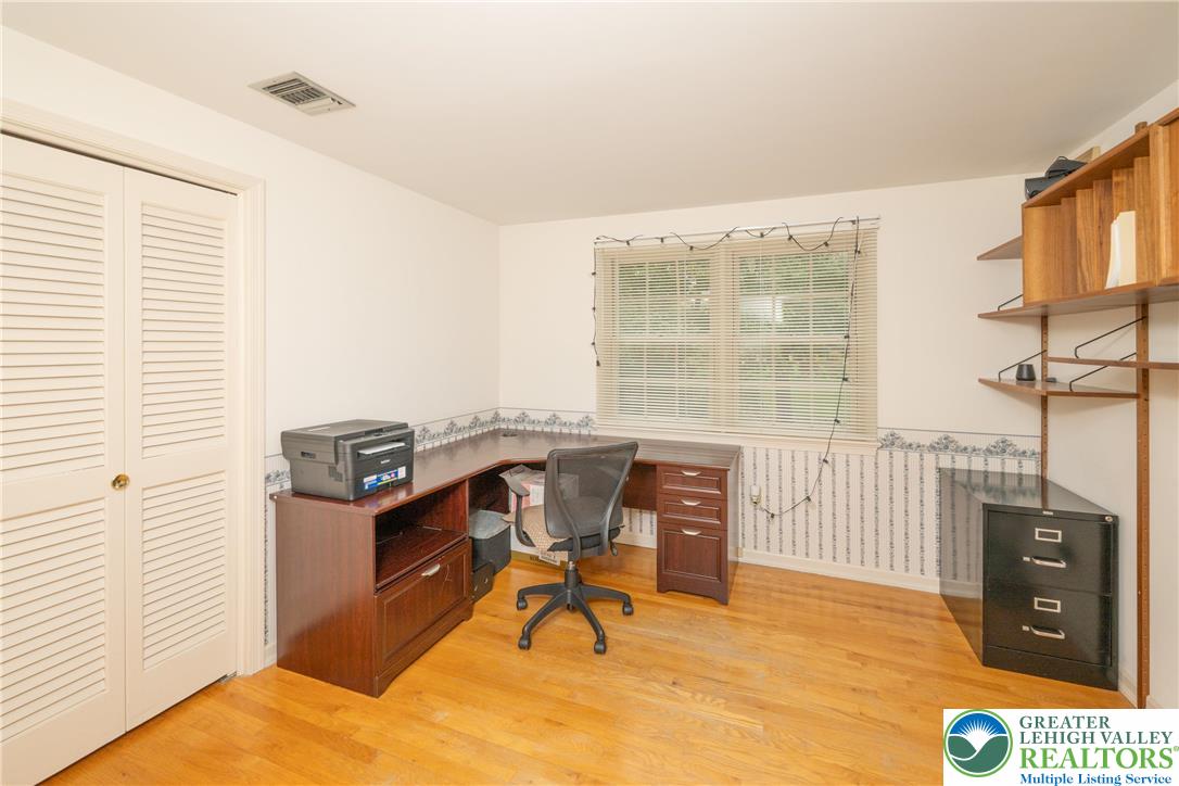 2570 Millbrook Drive Emmaus, PA 18049 - Photo 40 of 42