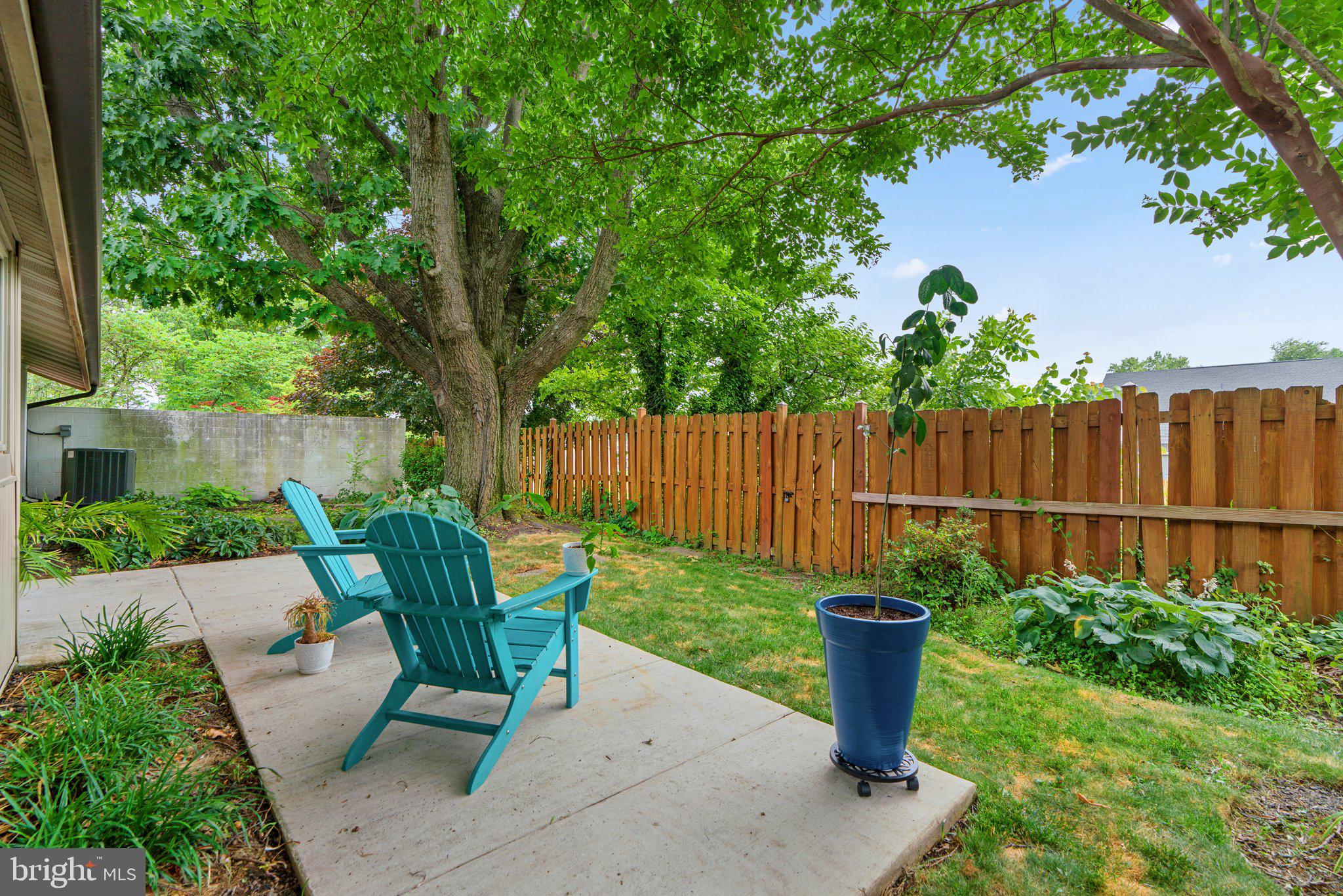 5367 Flight Feather Columbia, MD 21045 - Photo 34 of 42 a view of a backyard with chair and table