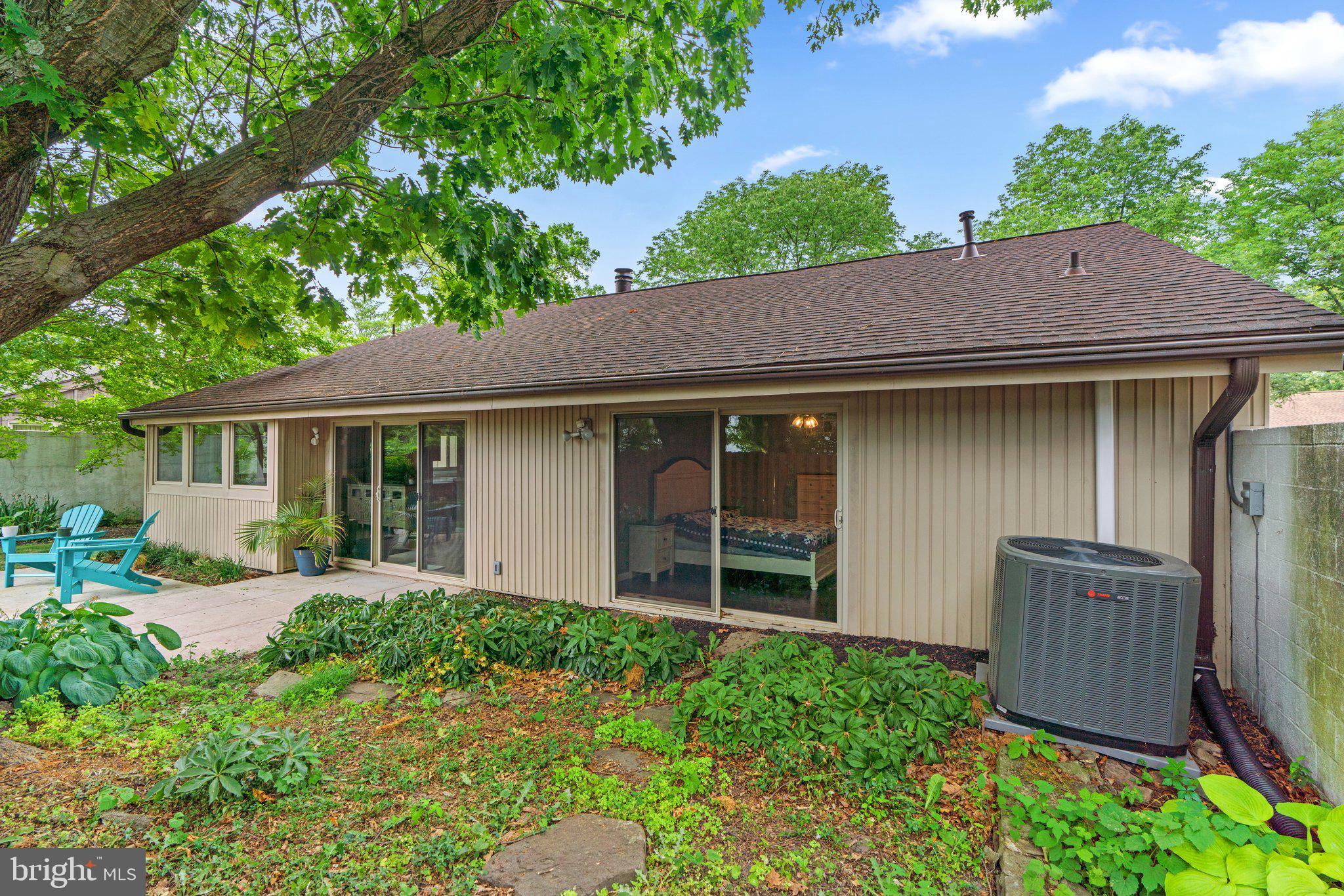 5367 Flight Feather Columbia, MD 21045 - Photo 38 of 42 a front view of a house with garden
