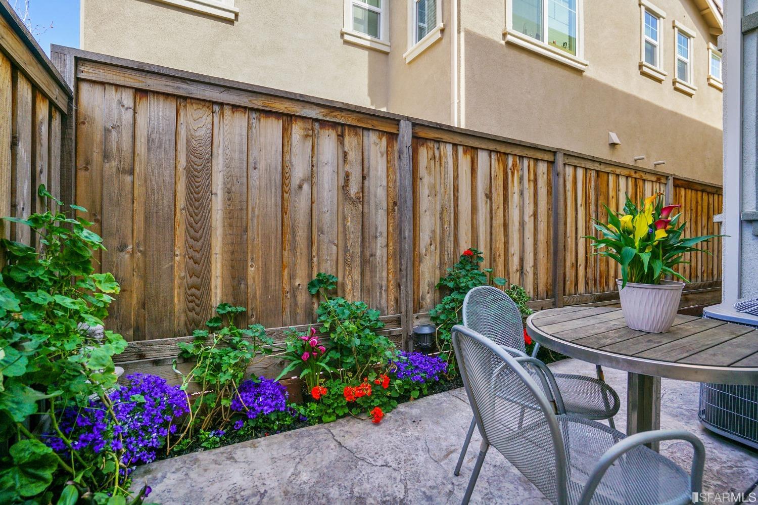 190 Belle Harbor Circle Pittsburg, CA 94565 - Photo 35 of 37 a view of a chairs and table in a patio