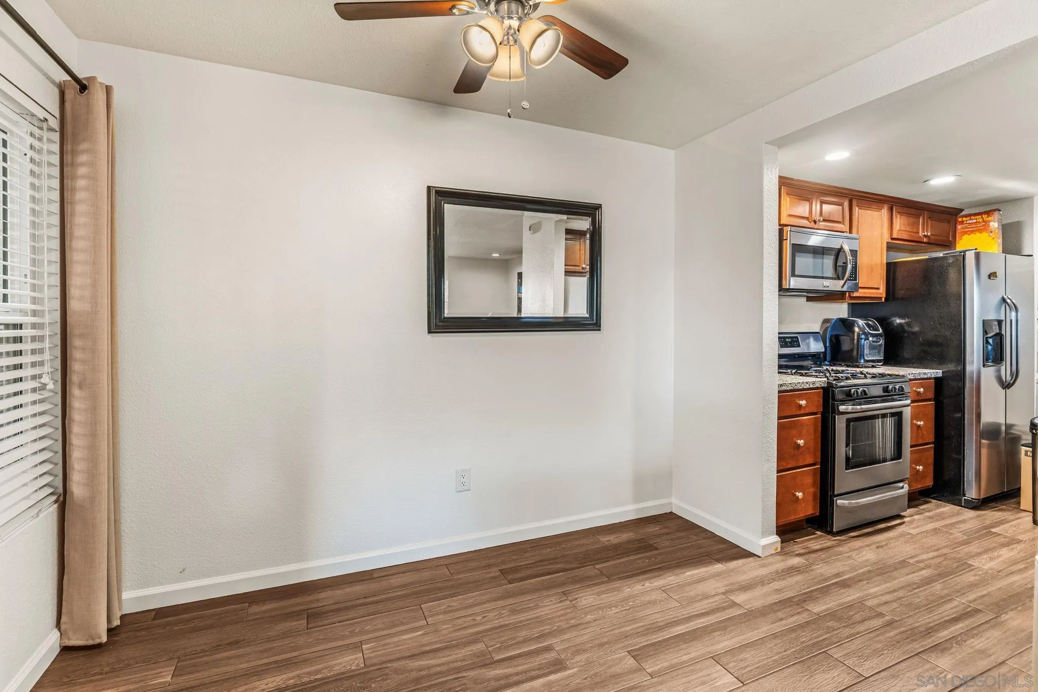 795 Brookstone Road, Unit 101 Chula Vista, CA 91913 - Photo 8 of 25 Gallery Image 8