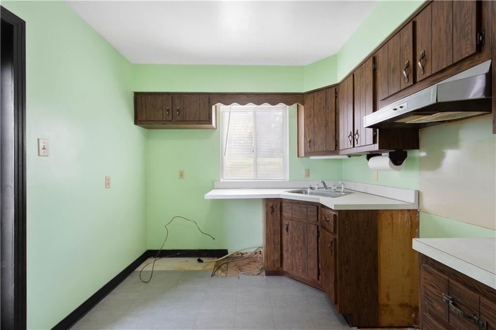 3555 Middleboro Road Pittsburgh, PA 15234 - Photo 12 of 29 Gallery Image 12