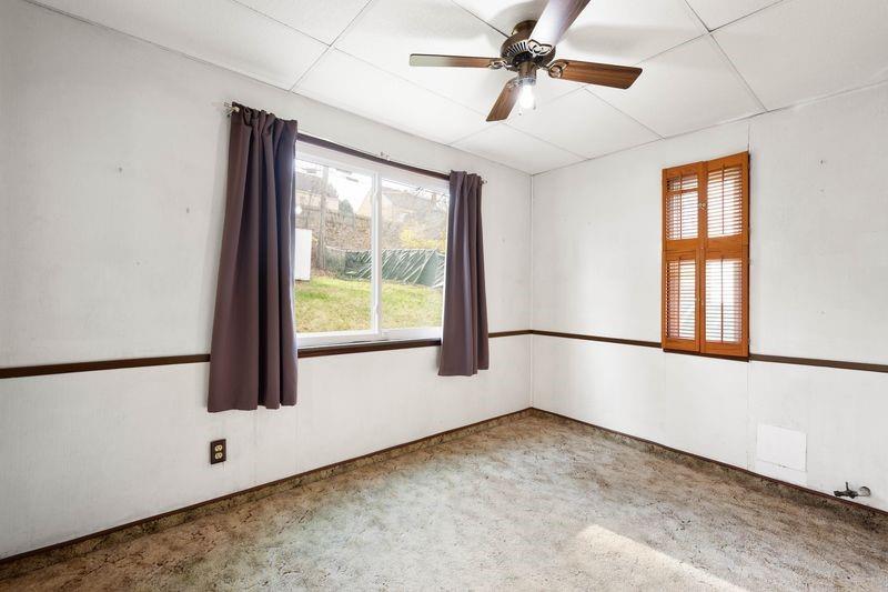 3555 Middleboro Road Pittsburgh, PA 15234 - Photo 20 of 29 Gallery Image 20