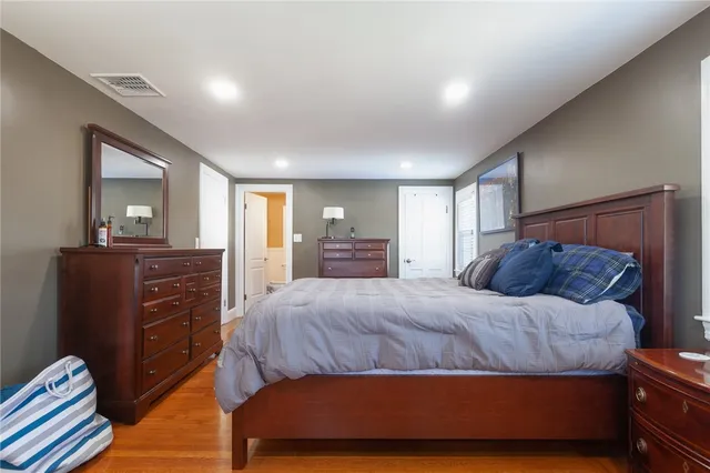 $5,500 | 470 Elmgrove Avenue, Providence, RI 02906