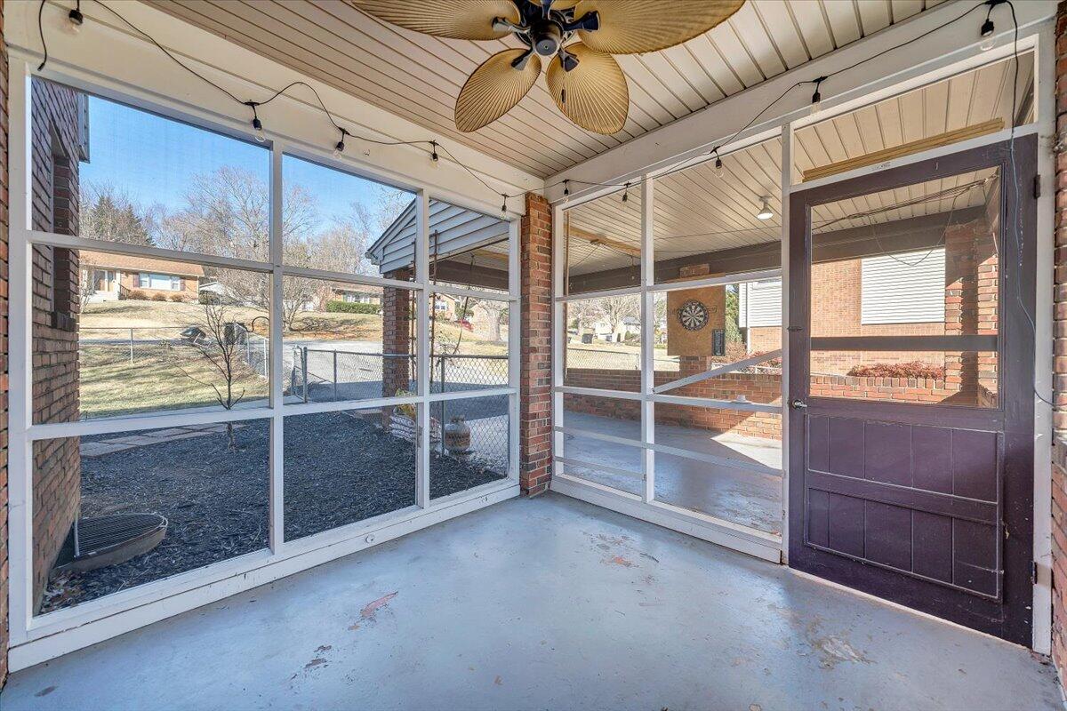 3584 Cedar Lane Roanoke, VA 24018 - Photo 57 of 75 57-MIB01495