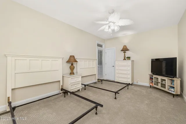 $1,575,000 | 200 Shipwreck Lane, Emerald Isle, NC 28594