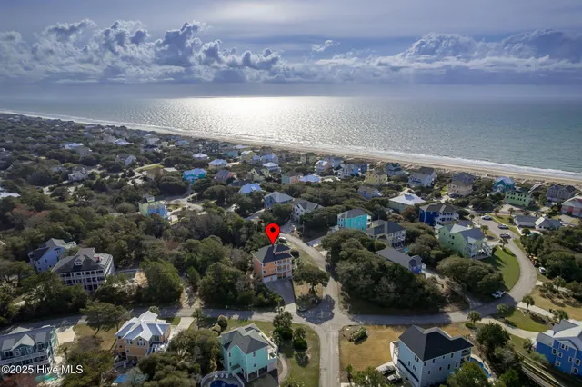 $1,575,000 | 200 Shipwreck Lane, Emerald Isle, NC 28594