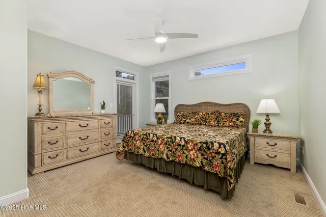 $1,575,000 | 200 Shipwreck Lane, Emerald Isle, NC 28594