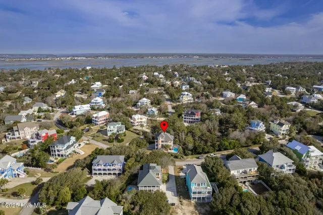 $1,575,000 | 200 Shipwreck Lane, Emerald Isle, NC 28594