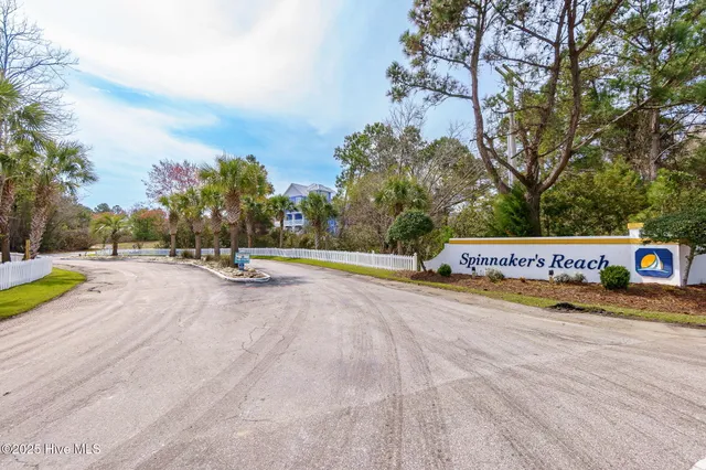 $1,575,000 | 200 Shipwreck Lane, Emerald Isle, NC 28594
