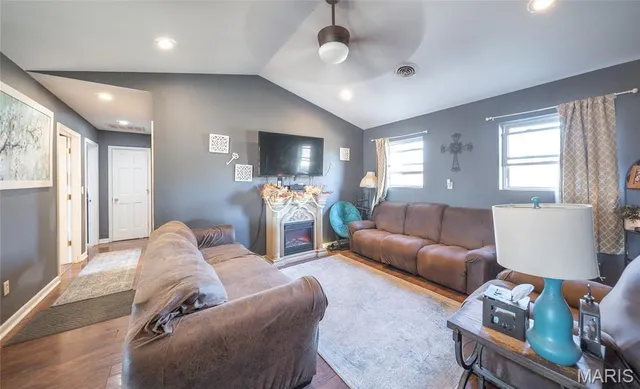 $279,000 | 14150 State Rte CC, Rolla, MO 65401