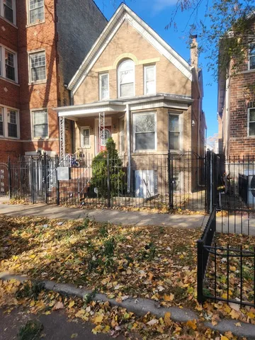 $525,000 | 3342 West Crystal Street, Chicago, IL 60651