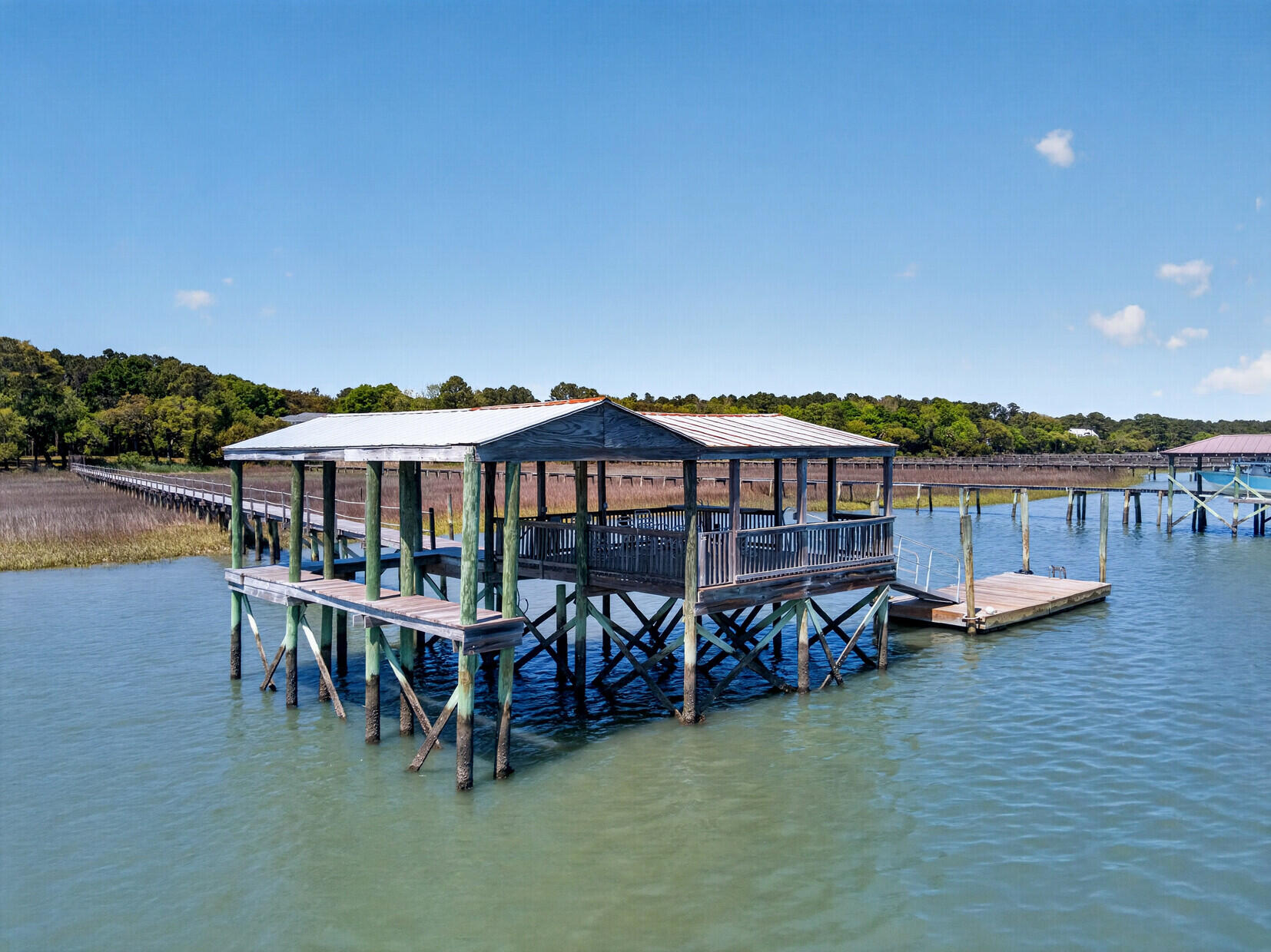 1049 Mainsail Court Awendaw, SC 29429 - Photo 20 of 40 19_19_mls