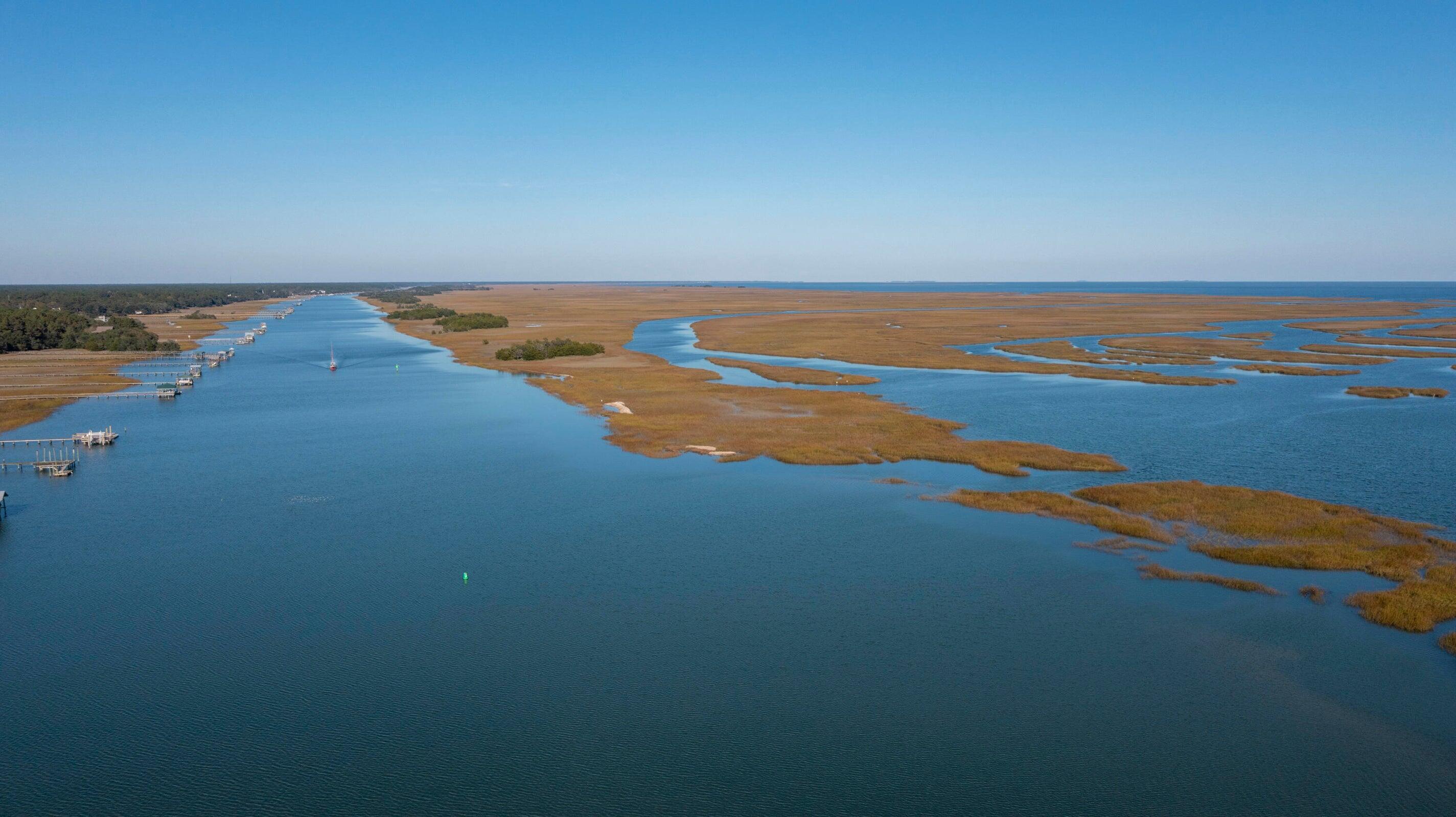 1049 Mainsail Court Awendaw, SC 29429 - Photo 25 of 40 20221120015341723093000000-o