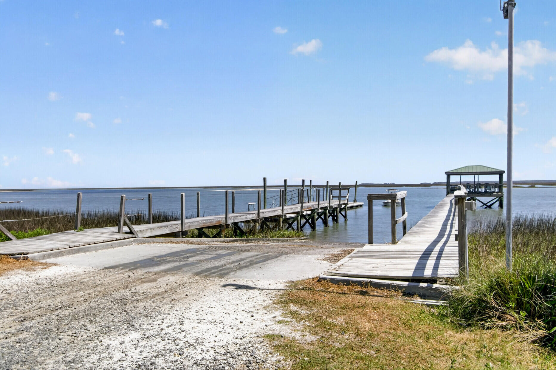 1049 Mainsail Court Awendaw, SC 29429 - Photo 34 of 40 42___12_mls