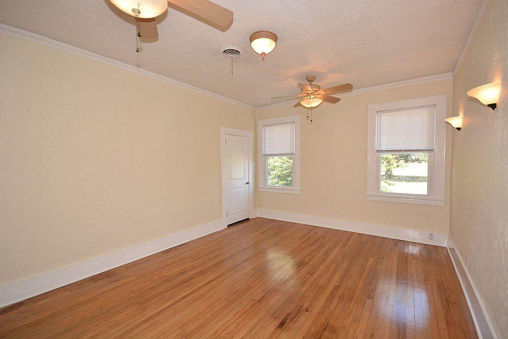 102 3rd Street Augusta, GA 30901 - Photo 3 of 34 1d508e7857ca9b1d3a672326587081fc-uncropp