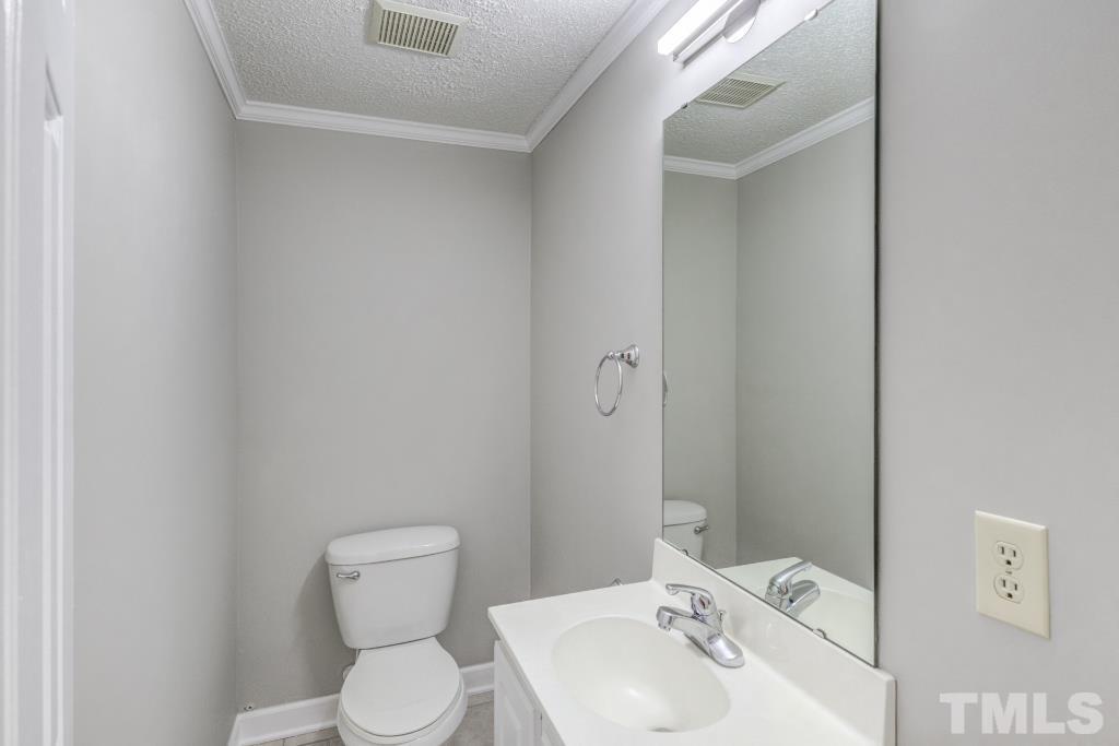 7800 Alison Court Raleigh, NC 27615 - Photo 20 of 23