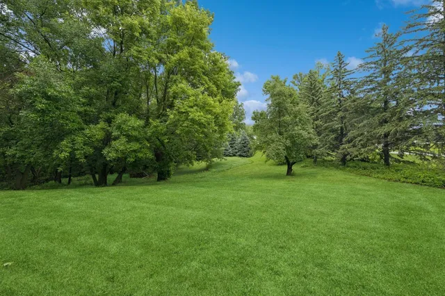 $399,900 | 9372 71st Street Northeast, Spicer, MN 56288