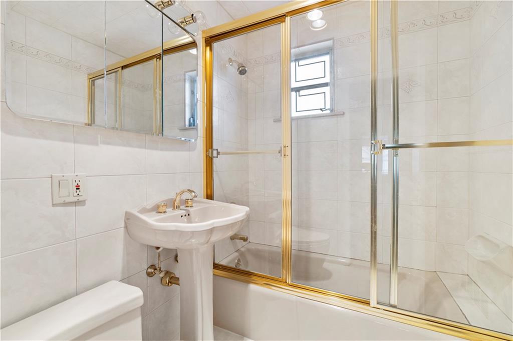 1069 82nd Street Brooklyn, NY 11228 - Photo 11 of 23