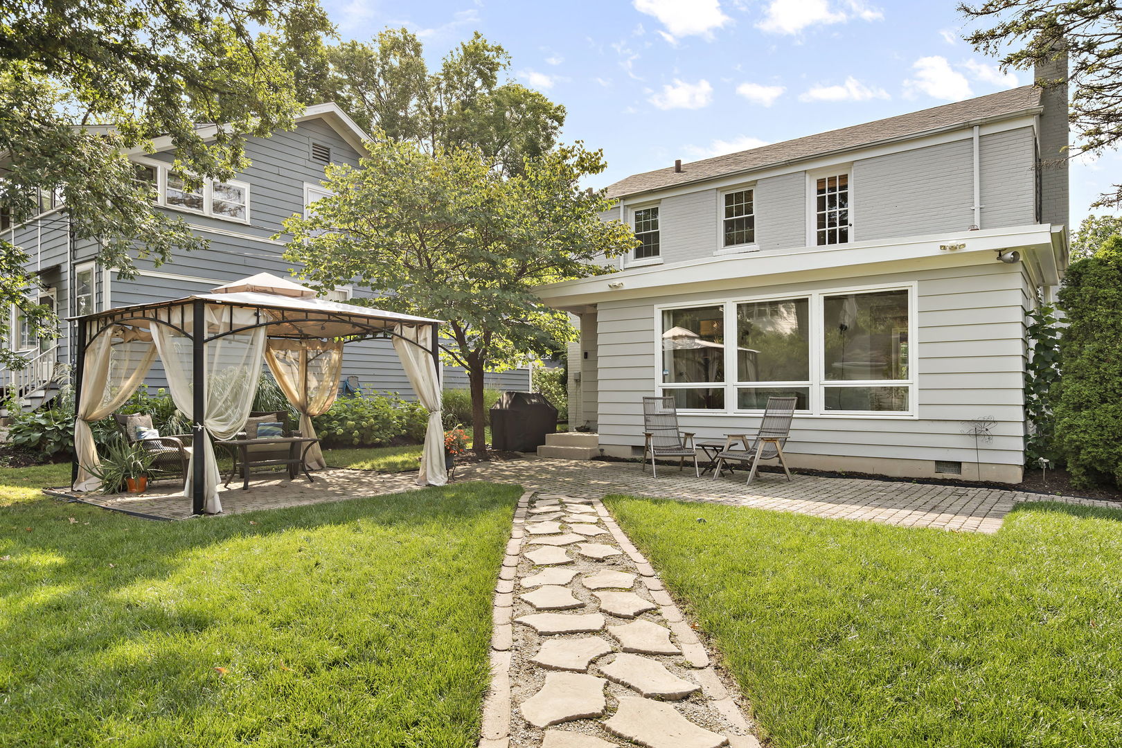 3901 Wolf Road Western Springs, IL 60558 - Photo 19 of 20 a view of a house with a backyard