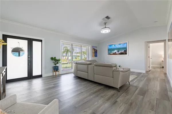 $6,500 | 1932 Southeast 9th Terrace, Cape Coral, FL 33990