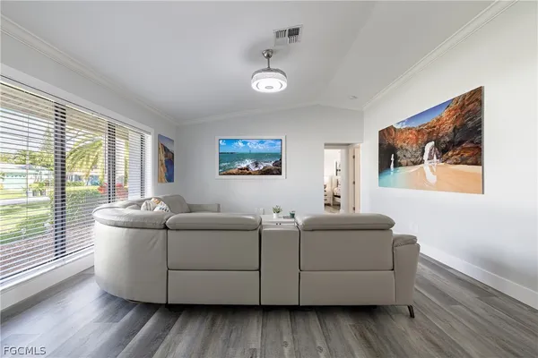 $6,500 | 1932 Southeast 9th Terrace, Cape Coral, FL 33990