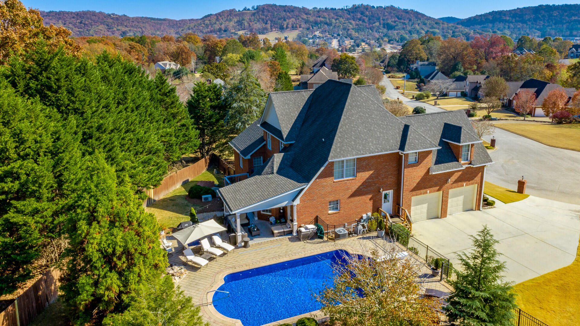 401 Gibson Pond Road Chattanooga, TN 37421 - Photo 3 of 51 401GibsonPondRd_36746_3