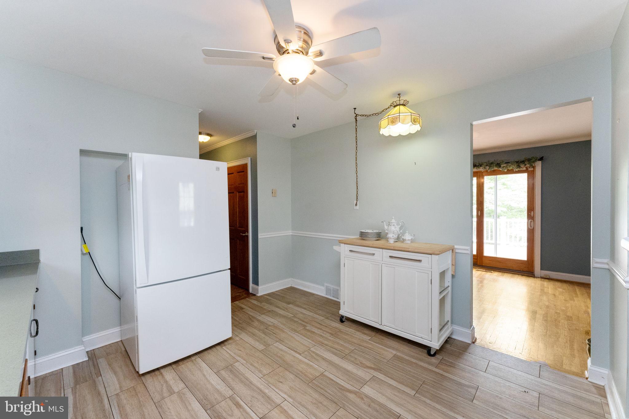 8444 Chippewa Road Philadelphia, PA 19128 - Photo 13 of 30