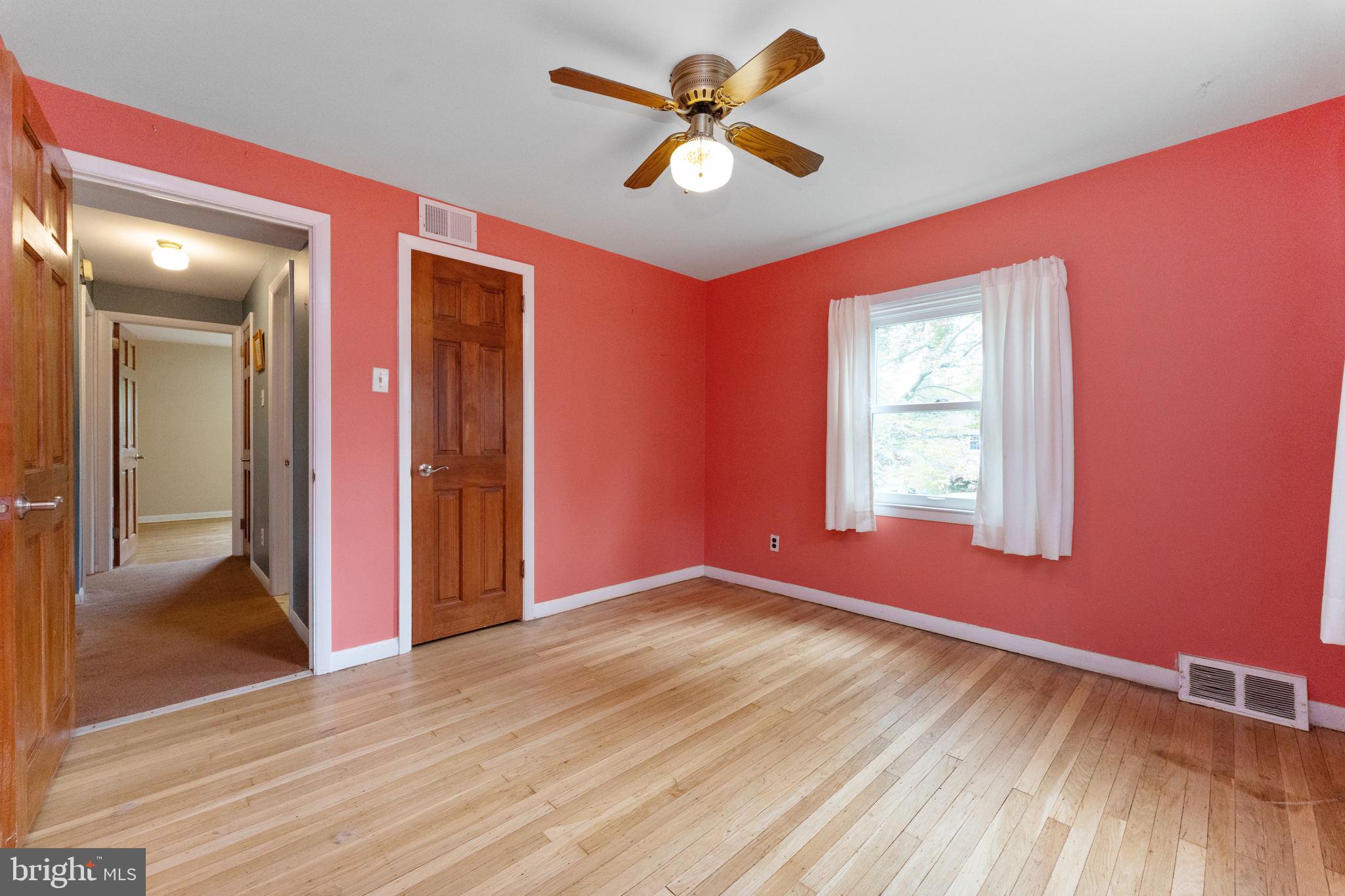 8444 Chippewa Road Philadelphia, PA 19128 - Photo 18 of 30