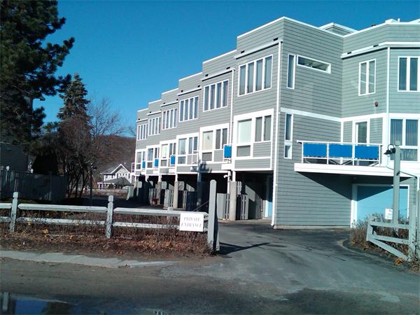34 Rockport Road, Unit 8 Gloucester, MA 01930 - Photo 5 of 12 Gallery Image 5
