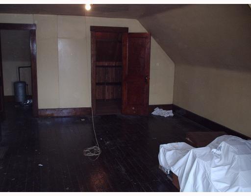 399 Elm Road Ambridge, PA 15003 - Photo 5 of 9 Other. HUge 3rd Floor w/walk-in cedar closet. Could be fab master