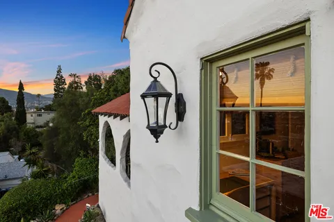 $1,185,000 | 1224 Oberlin Drive, Glendale, CA 91205