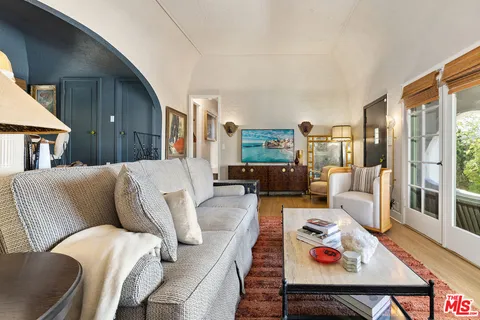 $1,185,000 | 1224 Oberlin Drive, Glendale, CA 91205