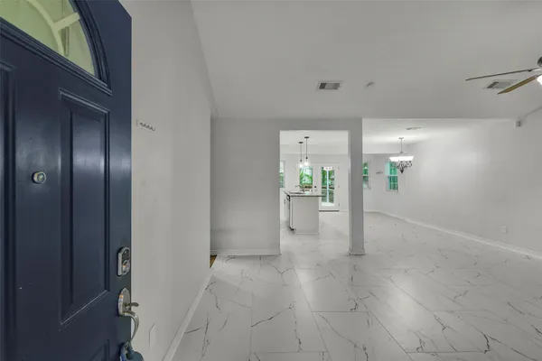 $2,350 | 1215 Tejas Boulevard, Montgomery, TX 77316