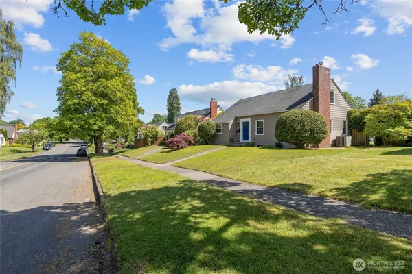 $760,000 | 4144 North 30th Street, Tacoma, WA 98407