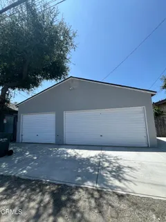 a view of a garage
