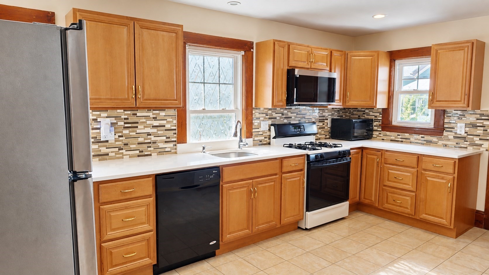 20 Lyne Road, Unit 2 Boston, MA 02135 - Photo 1 of 10 Gallery Image 1